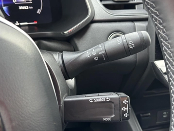 Image véhicule  Renault CAPTUR (15)