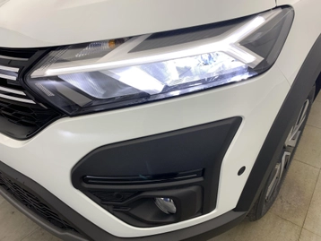 Image véhicule  Dacia SANDERO (21)