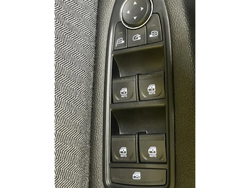 Image véhicule  Renault CLIO (8)