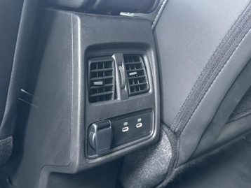 Image véhicule  Renault CAPTUR (17)