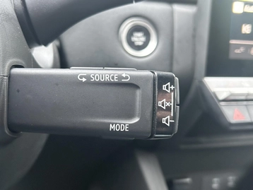 Image véhicule  Renault CAPTUR (30)