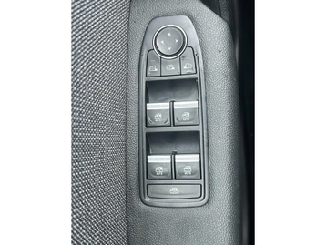 Image véhicule  Renault CAPTUR (19)