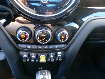 Image véhicule  Mini COUNTRYMAN (7)