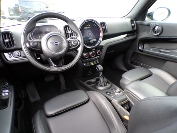 Image véhicule  Mini COUNTRYMAN (23)