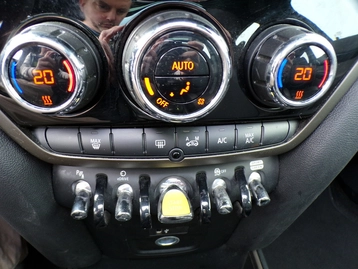Image véhicule  Mini COUNTRYMAN (29)