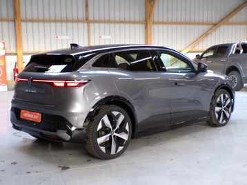 Image véhicule  Renault MEGANE E-TECH (2)