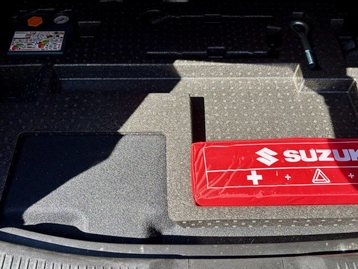 Image véhicule  Suzuki S-CROSS (2) (19)