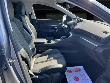 Image véhicule  Peugeot 3008 (14)