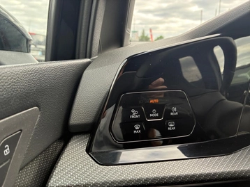 Image véhicule  Volkswagen GOLF (18)
