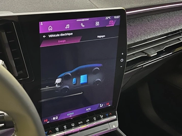 Image véhicule Renault RAFALE (27) Image véhicule Renault RAFALE (27)