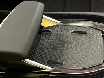 Image véhicule Renault RAFALE (21) Image véhicule Renault RAFALE (21)