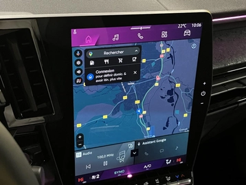 Image véhicule Renault RAFALE (16) Image véhicule Renault RAFALE (16)