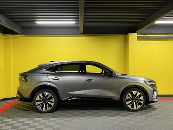 Image véhicule Renault RAFALE (3) Image véhicule Renault RAFALE (3)