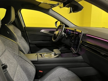 Image véhicule Renault RAFALE (32) Image véhicule Renault RAFALE (32)