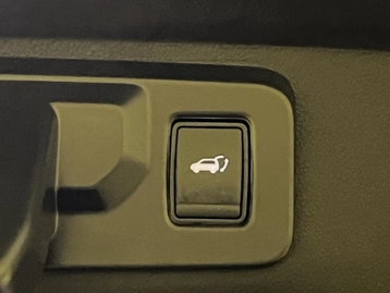 Image véhicule Renault RAFALE (8) Image véhicule Renault RAFALE (8)