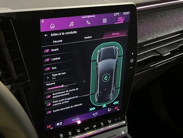 Image véhicule Renault RAFALE (25) Image véhicule Renault RAFALE (25)