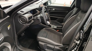 Image véhicule  Jeep AVENGER (39)