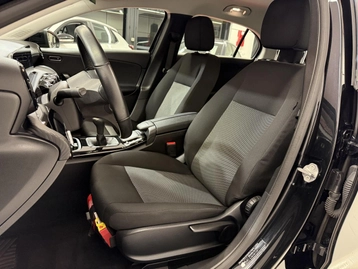 Image véhicule Mercedes CLASSE A (12) Image véhicule Mercedes CLASSE A (12)