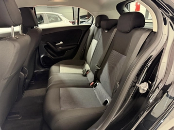 Image véhicule Mercedes CLASSE A (27) Image véhicule Mercedes CLASSE A (27)