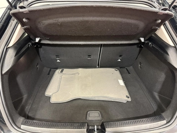 Image véhicule Mercedes CLASSE A (34) Image véhicule Mercedes CLASSE A (34)