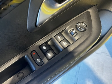 Image véhicule  Peugeot 208 (11)