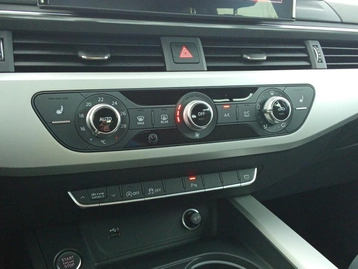 Image véhicule  Audi A4 AVANT (15)