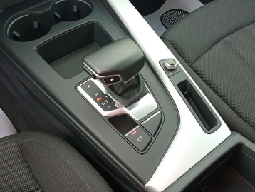 Image véhicule  Audi A4 AVANT (17)