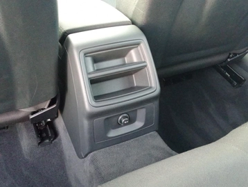 Image véhicule  Audi A4 AVANT (25)