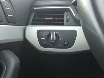 Image véhicule  Audi A4 AVANT (49)