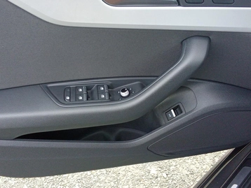 Image véhicule  Audi A4 AVANT (51)