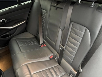 Image véhicule  BMW SÉRIE 3 TOURING (18)