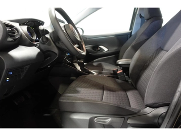 Image véhicule  Toyota YARIS (15)
