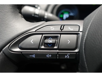Image véhicule  Toyota YARIS (31)