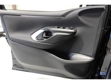 Image véhicule  Toyota YARIS (18)