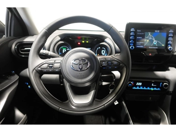 Image véhicule  Toyota YARIS (17)