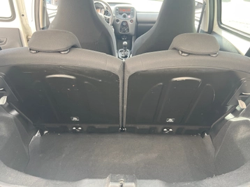 Image véhicule  Peugeot 108 (21)