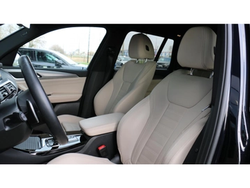 Image véhicule  BMW X3 (22) Image véhicule  BMW X3 (22)