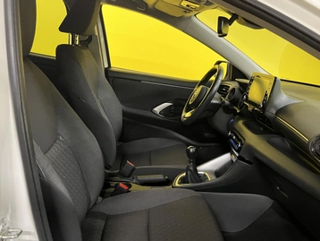 Image véhicule  Toyota YARIS (27)