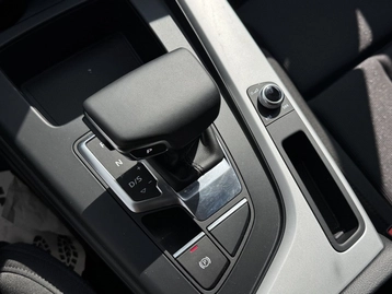 Image véhicule  Audi A4 AVANT (10)