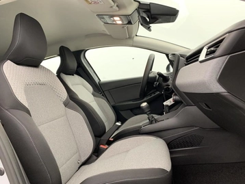 Image véhicule  Renault CLIO (6)