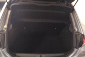 Image véhicule  Peugeot 208 (13)