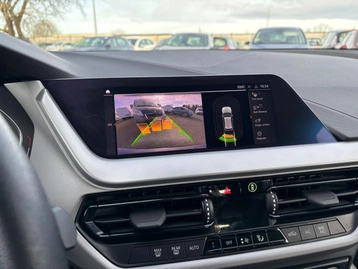 Image véhicule BMW SÉRIE 1 (11) Image véhicule BMW SÉRIE 1 (11)