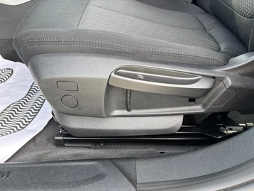 Image véhicule BMW SÉRIE 1 (38) Image véhicule BMW SÉRIE 1 (38)