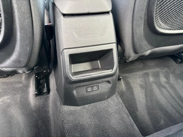 Image véhicule BMW SÉRIE 1 (41) Image véhicule BMW SÉRIE 1 (41)