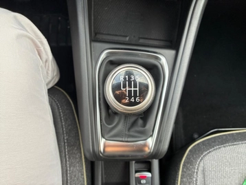 Image véhicule  Renault CAPTUR (34)