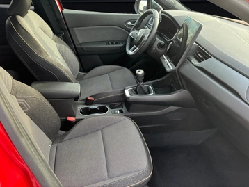 Image véhicule  Renault CAPTUR (17)