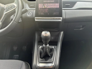 Image véhicule  Renault CAPTUR (32)