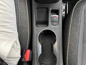 Image véhicule  Renault CAPTUR (35)