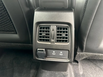 Image véhicule  Renault SYMBIOZ (19)