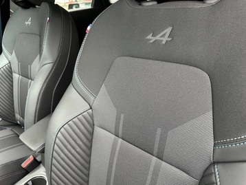 Image véhicule  Renault SYMBIOZ (29)